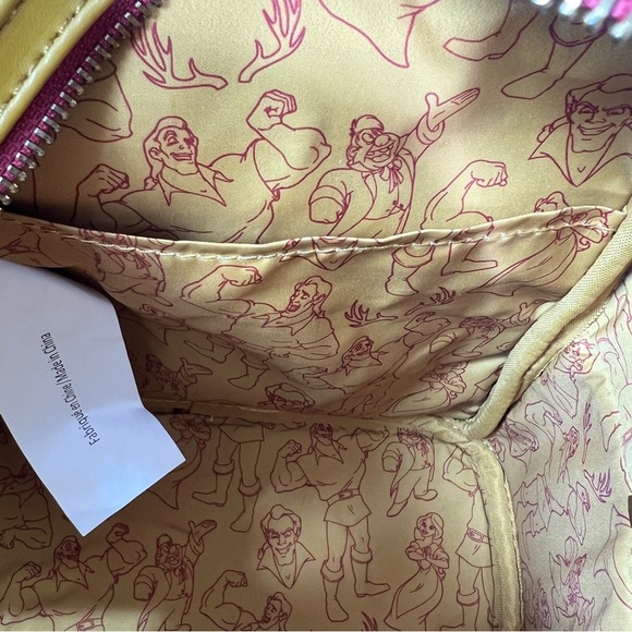 Disney Loungefly Villains scene Gaston mini-Backpack - Picture 9 of 12